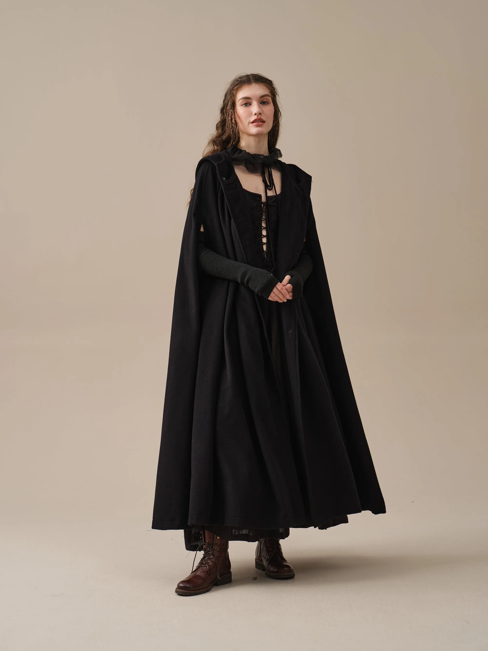 ARIEL 14 | HOODED WOOL CLOAK COAT