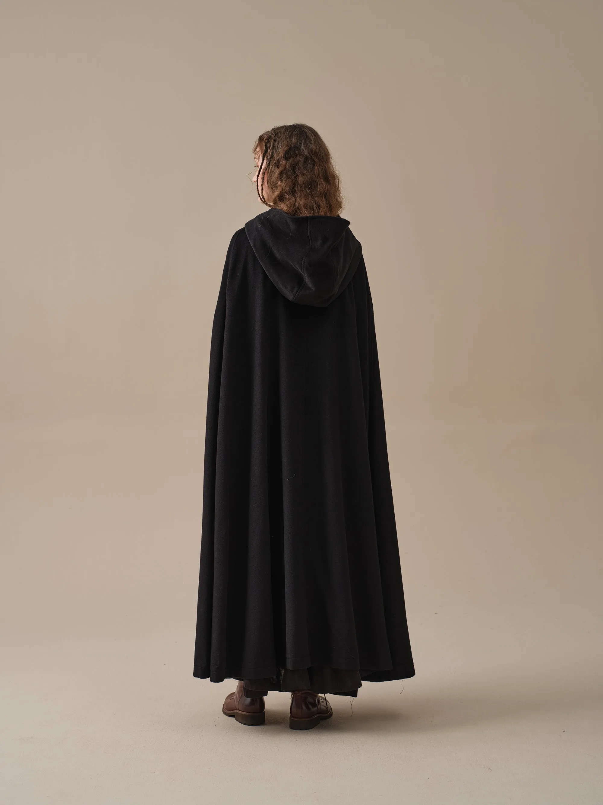 ARIEL 14 | HOODED WOOL CLOAK COAT