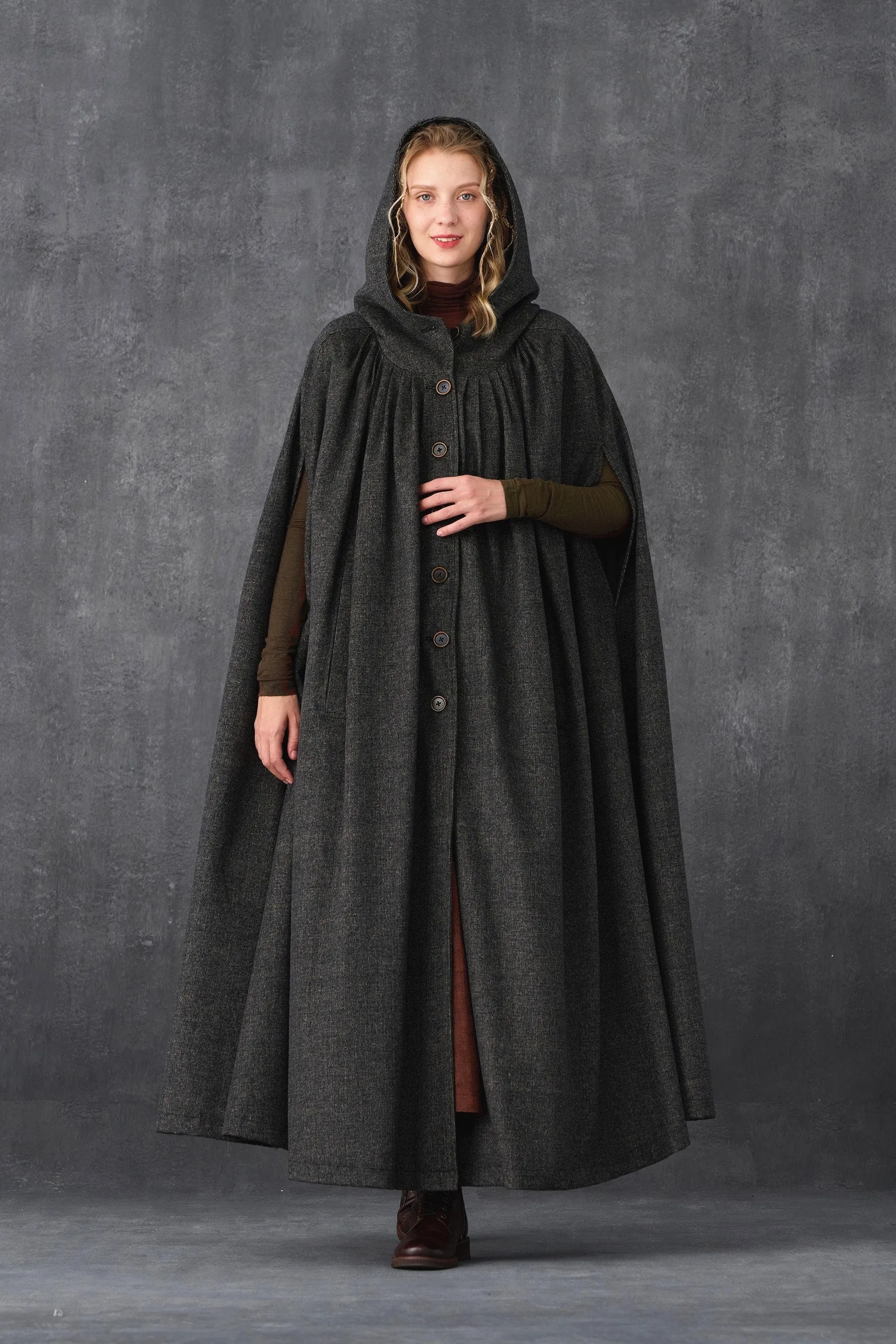 ARIEL 14 | HOODED WOOL CLOAK COAT