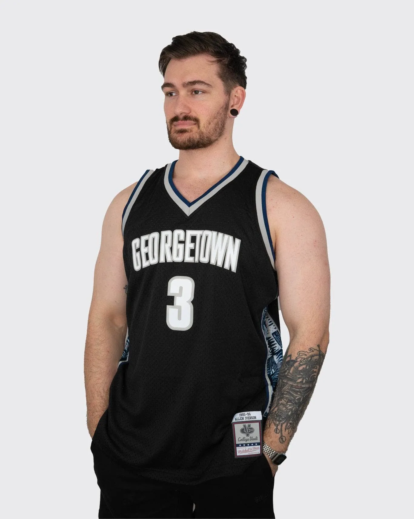 mitchell and ness georgetown iverson 95-96 jersey black