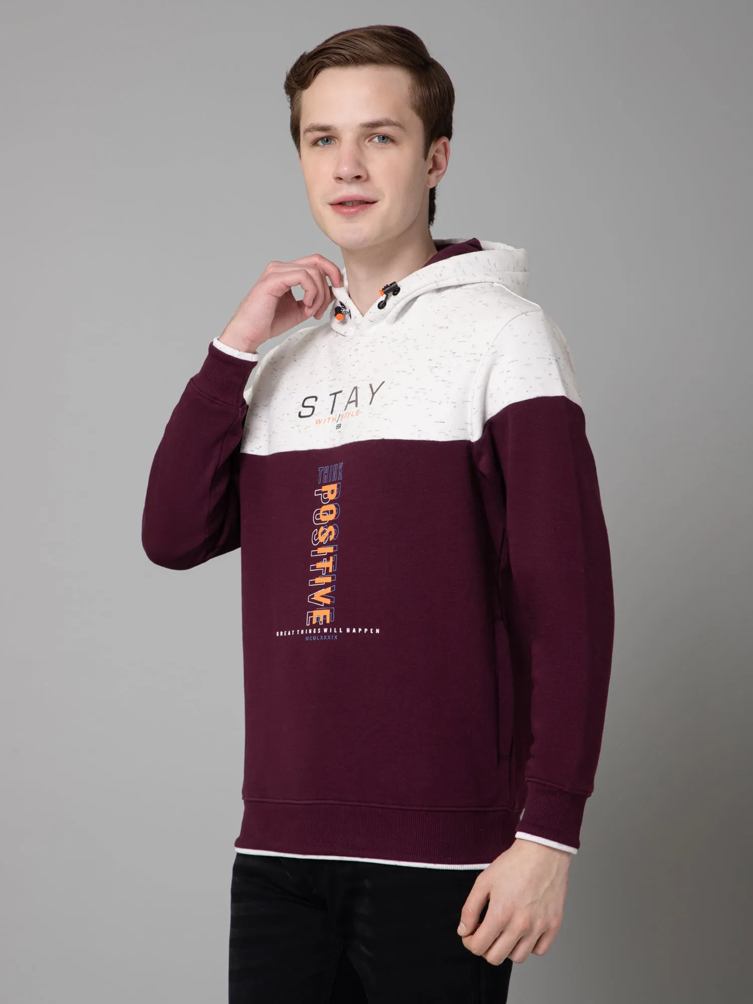 Cantabil Color Block  Wine Full Sleeves Hooded Neck Regular Fit Casual Sweatshirt for Men