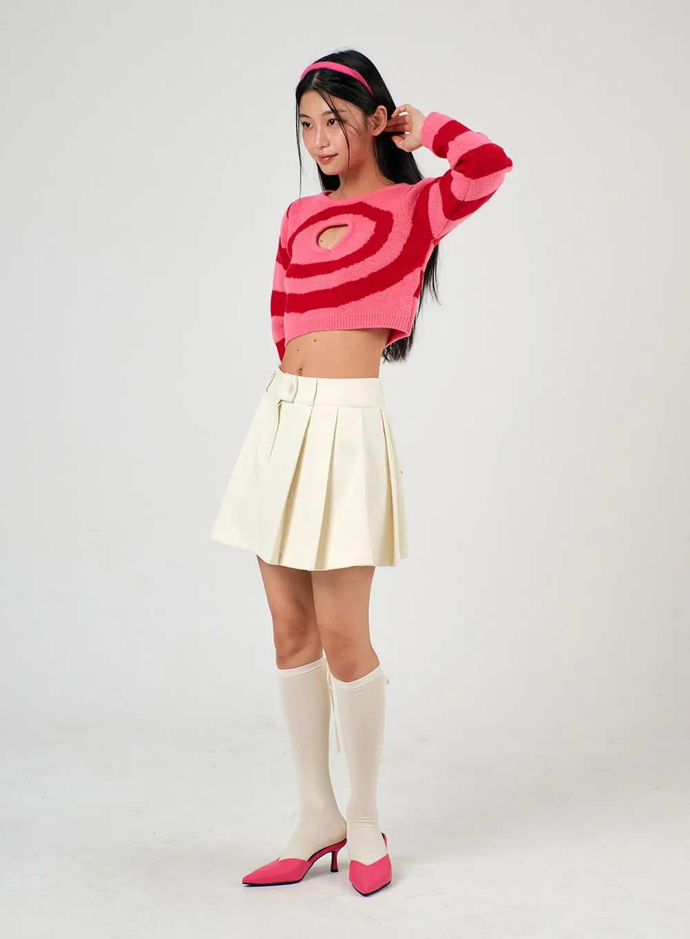 Heart Cut-Out Sweater Crop Knit Sweater IJ403