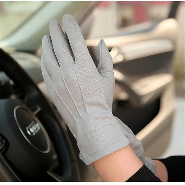 Summer Sun Protection Gloves Male Thin Breathable Anti-Slip Driving Gloves Anti-UV Full Fingers Man Mittens SZ105W1