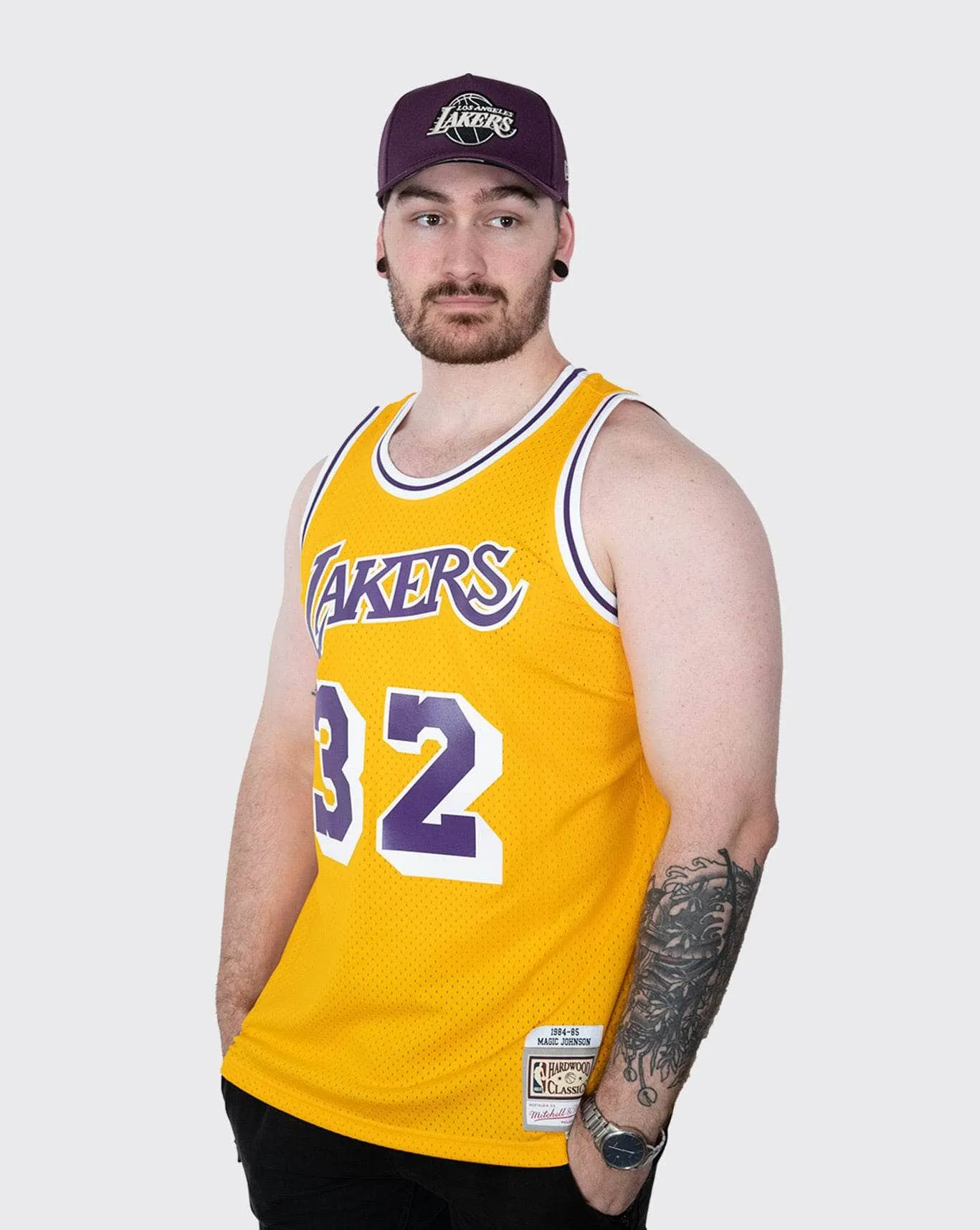 Mitchell & Ness Lakers Magic ’84-’85 Swing Jersey