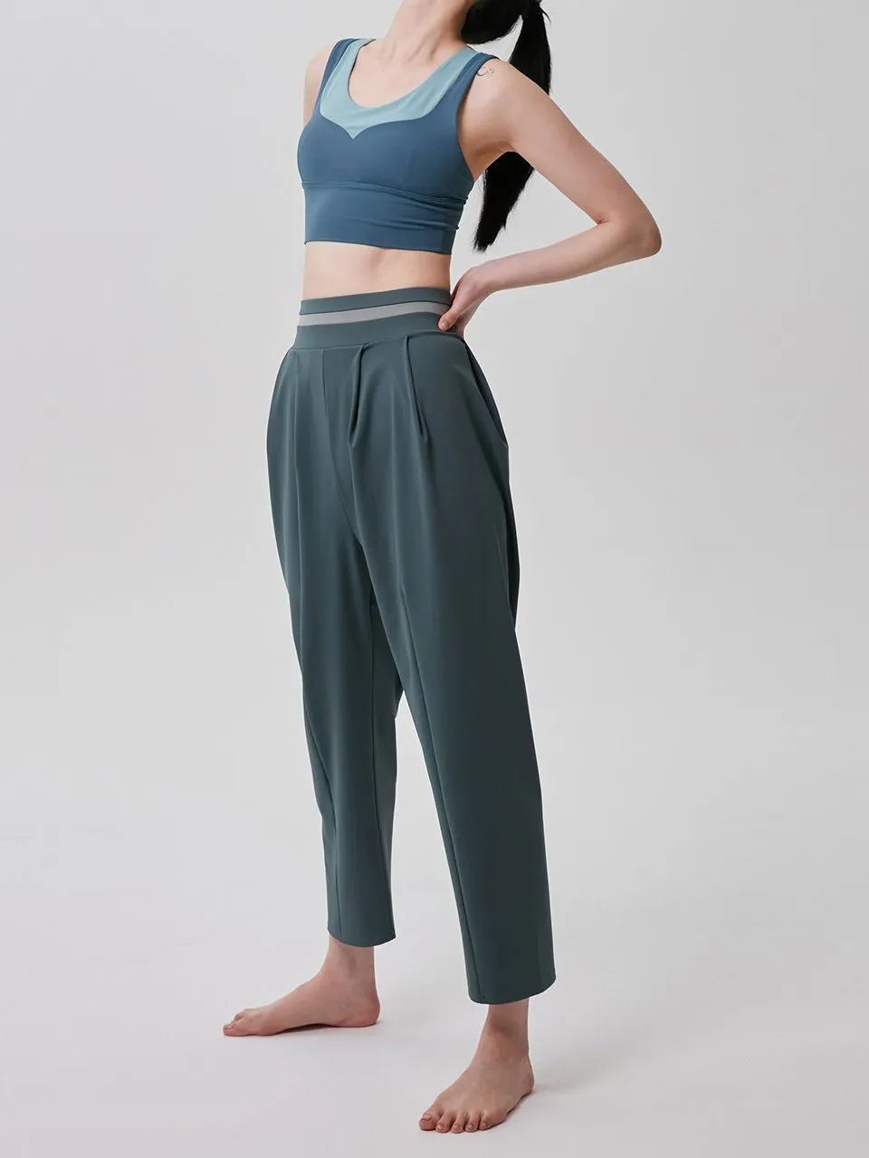 Urban Loose Fit Pintuck Pants (2colors)