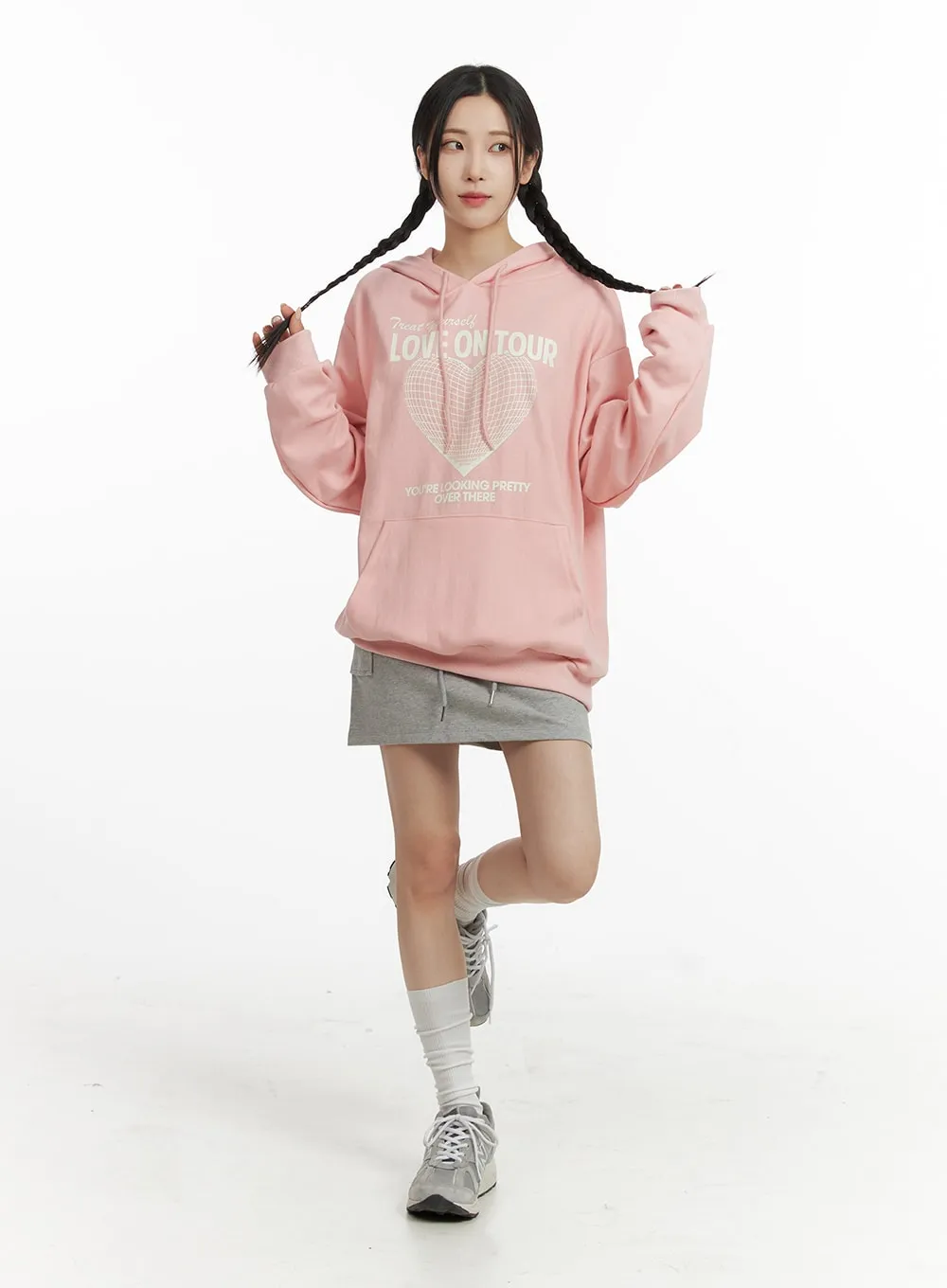 Oversized Graphic Hooded Sweatshirt CF415