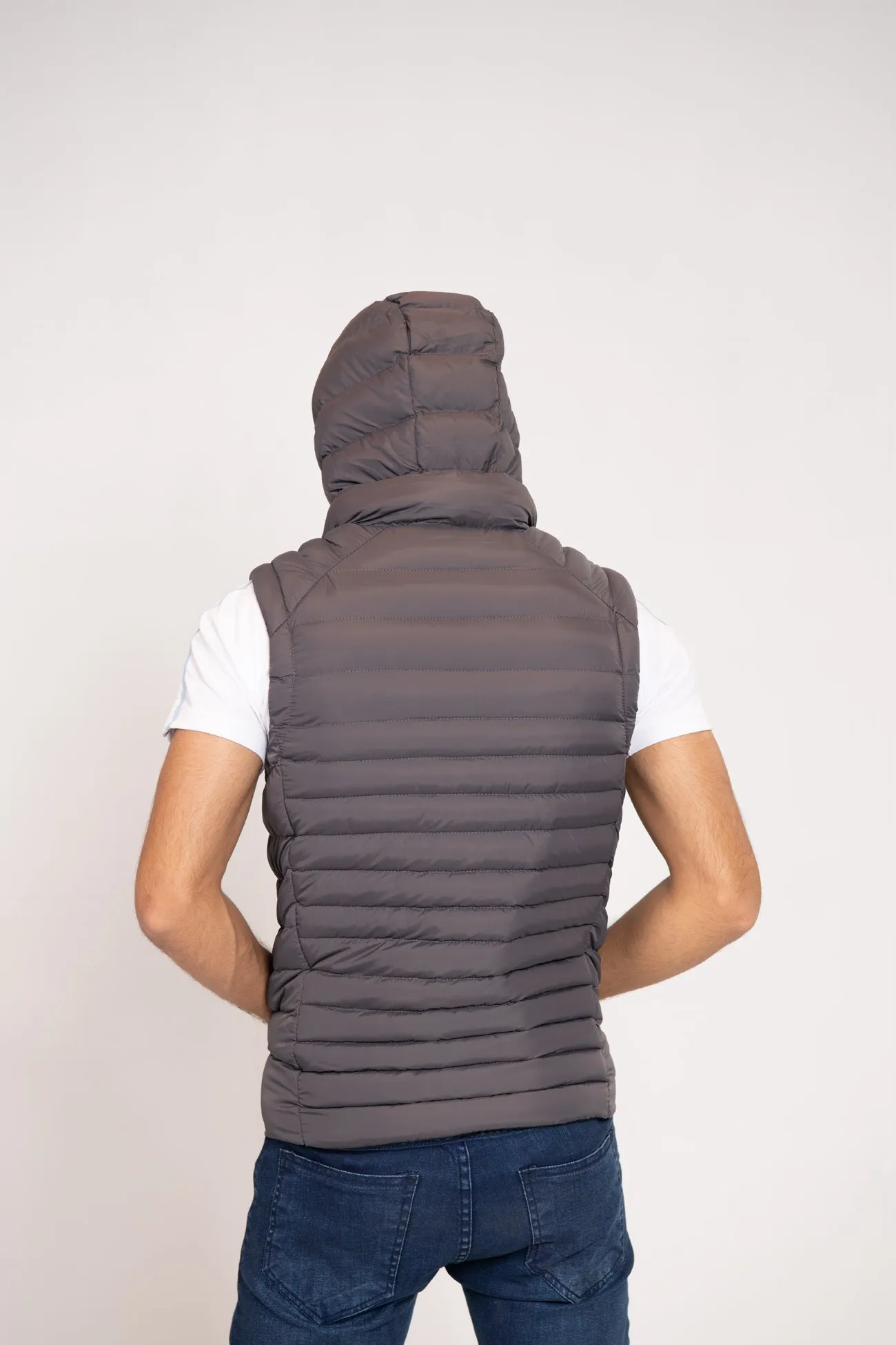 HOODED PUFFER GILET