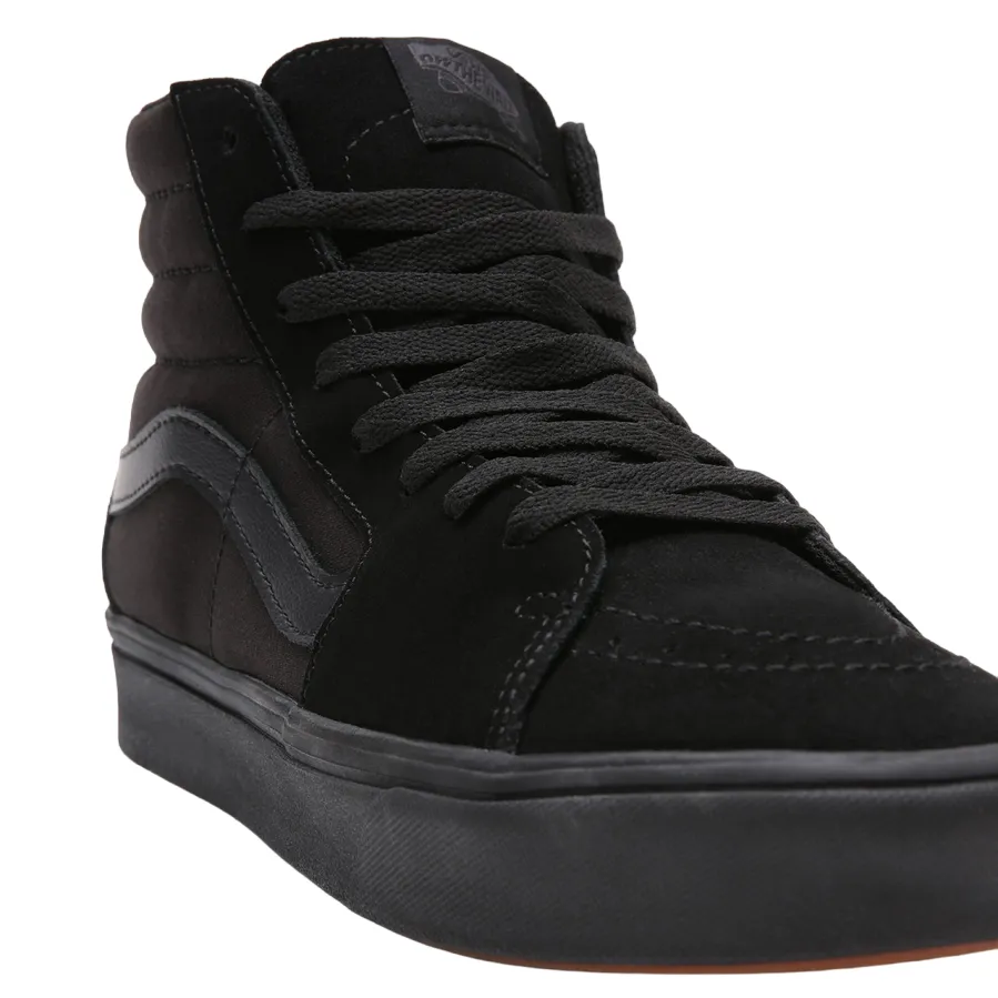 Vans high top sneakers for men and women Comfycush Sk8-Hi vn0a3wmbvnd1 black-black